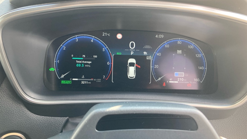 Toyota Corolla 1.8 Hybrid Design 5dr CVT Hybrid Estate - Image 11