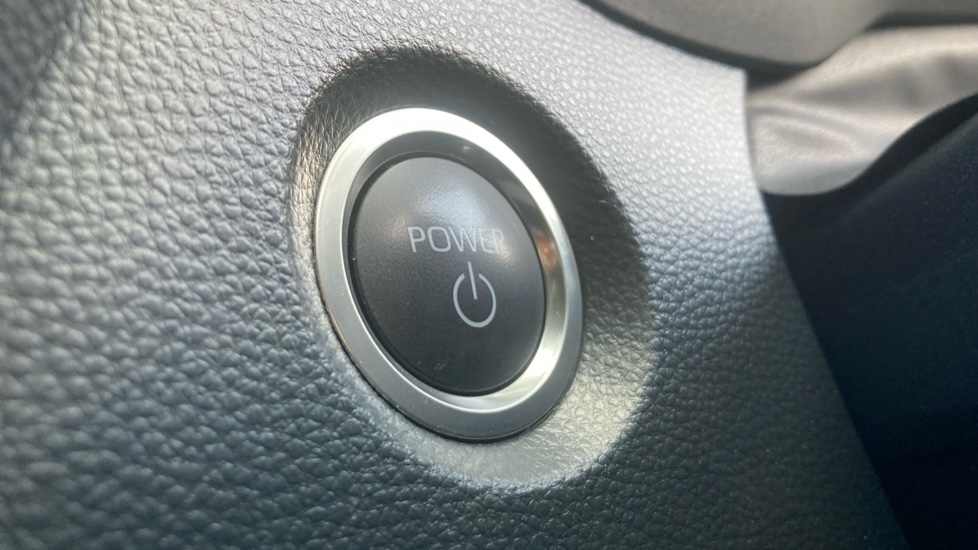 Toyota Corolla 1.8 Hybrid Design 5dr CVT Hybrid Estate - Image 16