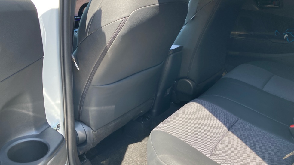 Toyota C-HR 1.8 Hybrid Excel 5dr CVT Hybrid Hatchback - Image 15