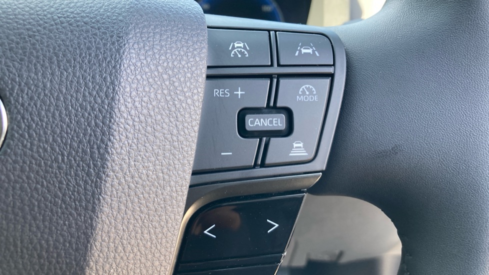 Toyota C-HR 1.8 Hybrid Excel 5dr CVT Hybrid Hatchback - Image 31