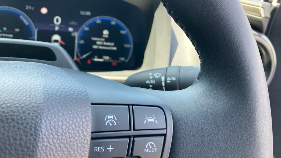 Toyota C-HR 1.8 Hybrid Excel 5dr CVT Hybrid Hatchback - Image 34