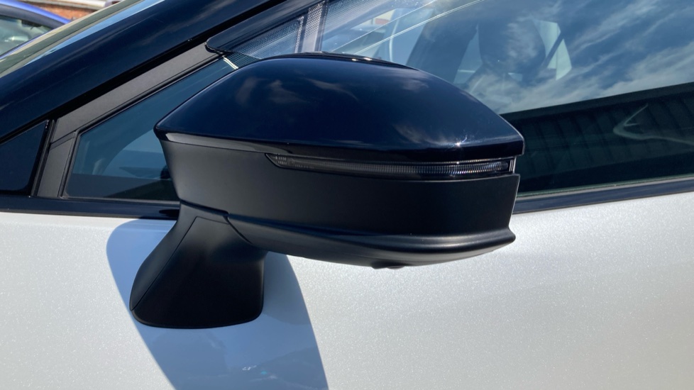 Toyota C-HR 1.8 Hybrid Excel 5dr CVT Hybrid Hatchback - Image 49
