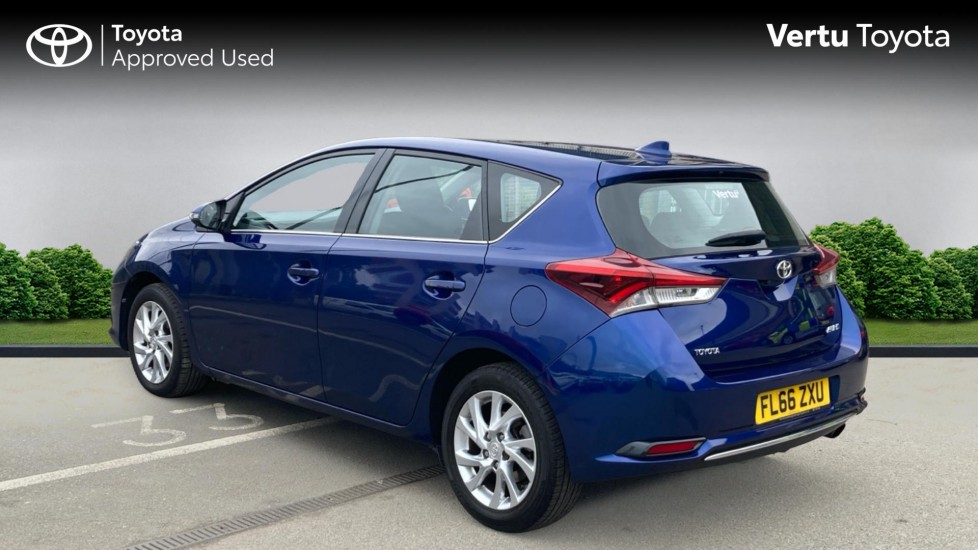 Toyota Auris 1.2T Icon 5dr Petrol Hatchback - Image 4