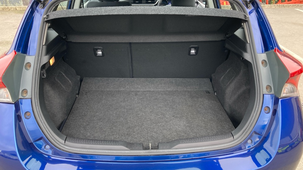 Toyota Auris 1.2T Icon 5dr Petrol Hatchback - Image 13