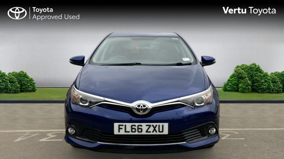 Toyota Auris 1.2T Icon 5dr Petrol Hatchback - Image 22