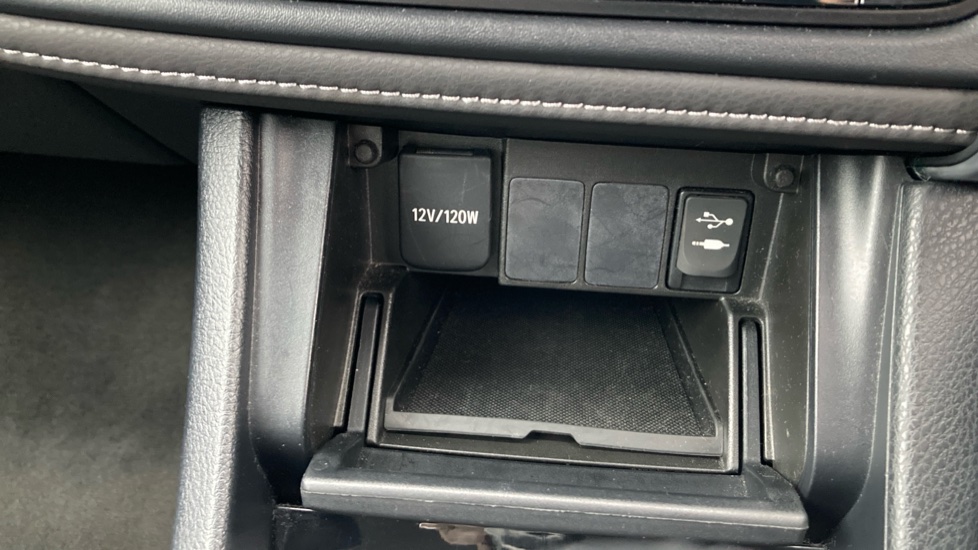 Toyota Auris 1.2T Icon 5dr Petrol Hatchback - Image 33