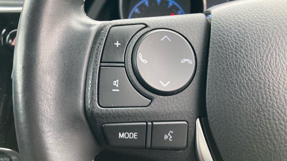 Toyota Auris 1.2T Icon 5dr Petrol Hatchback - Image 40