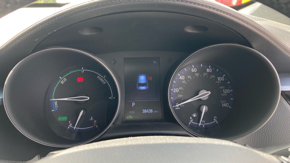 Toyota C-HR 1.8 Hybrid Design 5dr CVT Hybrid Hatchback - Image 11