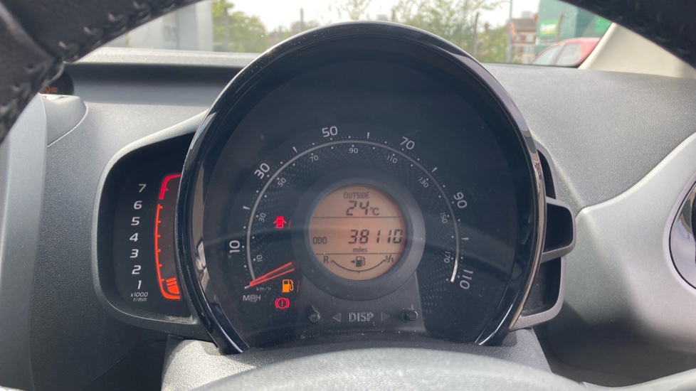 Toyota Aygo 1.0 VVT-i X-Play TSS 5dr Petrol Hatchback - Image 11