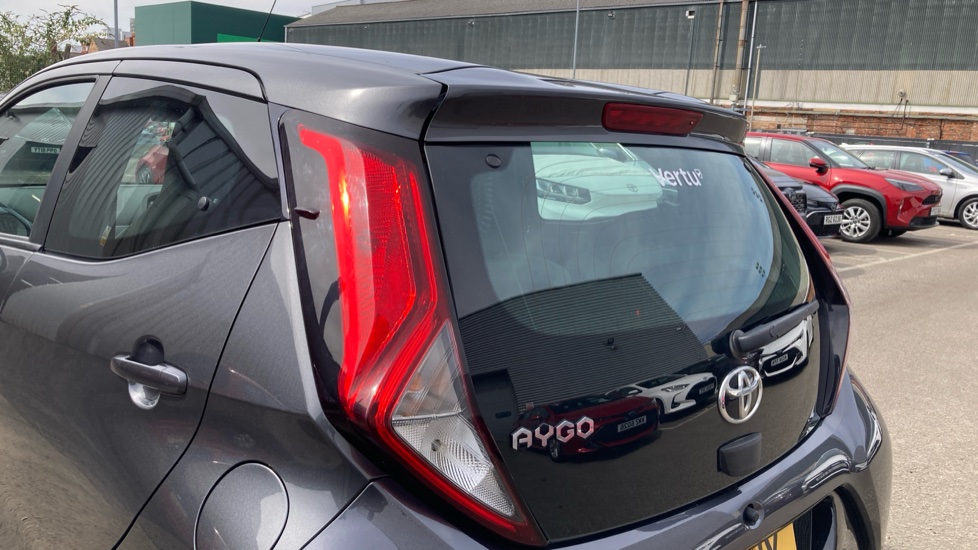 Toyota Aygo 1.0 VVT-i X-Play TSS 5dr Petrol Hatchback - Image 21