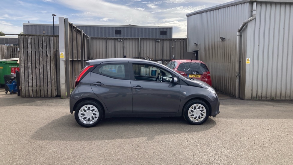 Toyota Aygo 1.0 VVT-i X-Play TSS 5dr Petrol Hatchback - Image 23