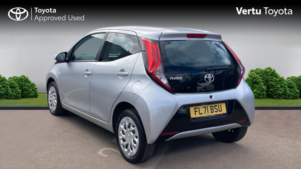 Toyota Aygo 1.0 VVT-i X-Play TSS 5dr Petrol Hatchback - Image 4