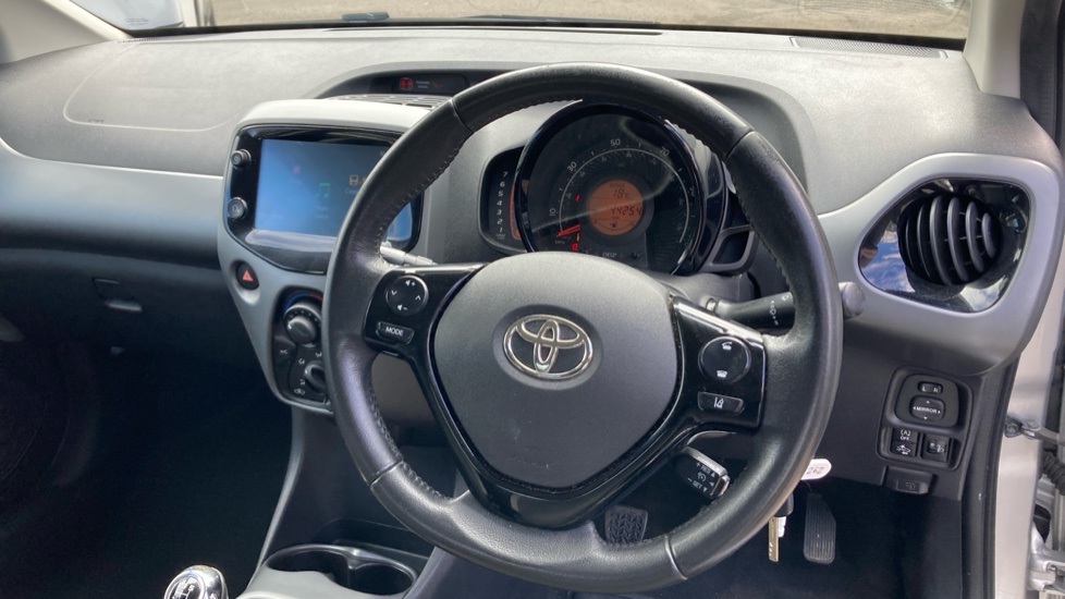 Toyota Aygo 1.0 VVT-i X-Play TSS 5dr Petrol Hatchback - Image 7