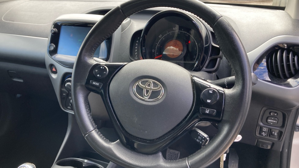 Toyota Aygo 1.0 VVT-i X-Play TSS 5dr Petrol Hatchback - Image 10