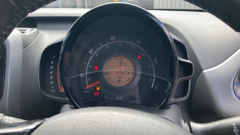 Toyota Aygo 1.0 VVT-i X-Play TSS 5dr Petrol Hatchback - Image 11