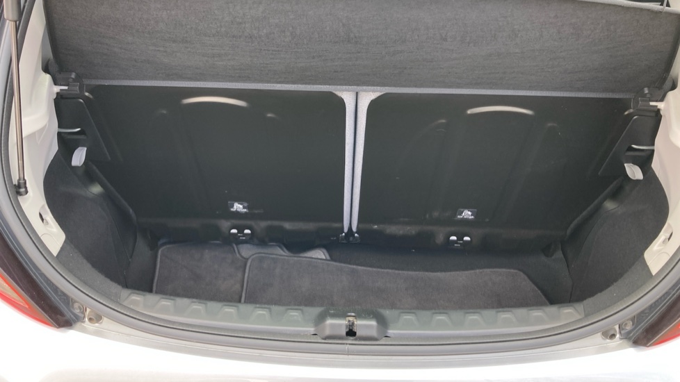 Toyota Aygo 1.0 VVT-i X-Play TSS 5dr Petrol Hatchback - Image 13