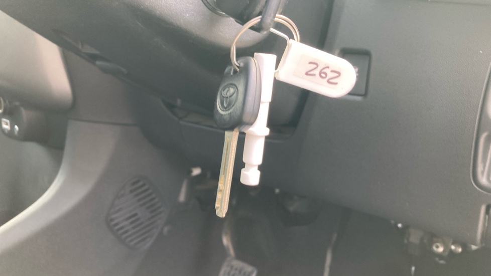 Toyota Aygo 1.0 VVT-i X-Play TSS 5dr Petrol Hatchback - Image 16