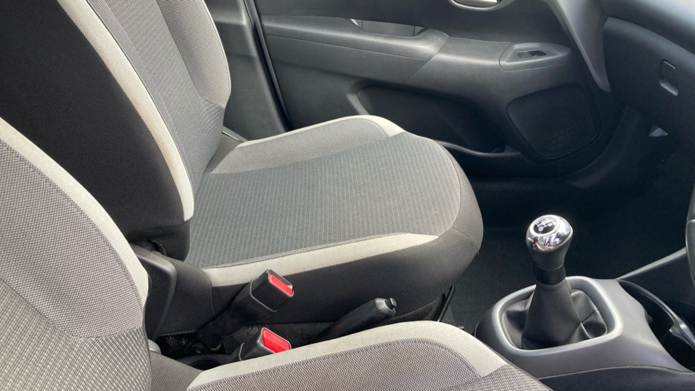 Toyota Aygo 1.0 VVT-i X-Play TSS 5dr Petrol Hatchback - Image 18