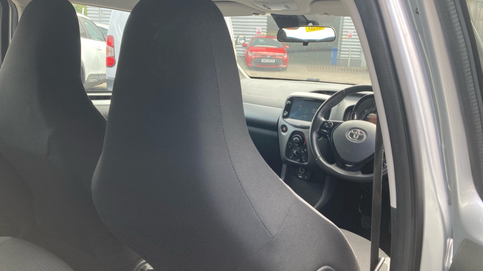 Toyota Aygo 1.0 VVT-i X-Play TSS 5dr Petrol Hatchback - Image 19