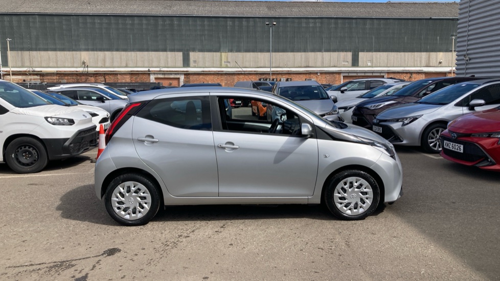 Toyota Aygo 1.0 VVT-i X-Play TSS 5dr Petrol Hatchback - Image 23