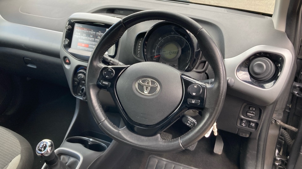 Toyota Aygo 1.0 VVT-i X-Play TSS 5dr Petrol Hatchback - Image 7