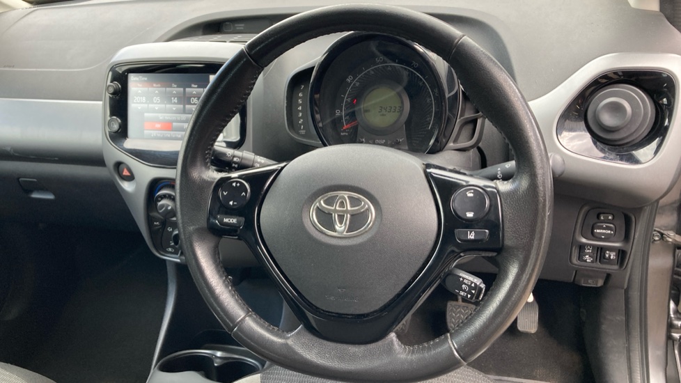 Toyota Aygo 1.0 VVT-i X-Play TSS 5dr Petrol Hatchback - Image 10