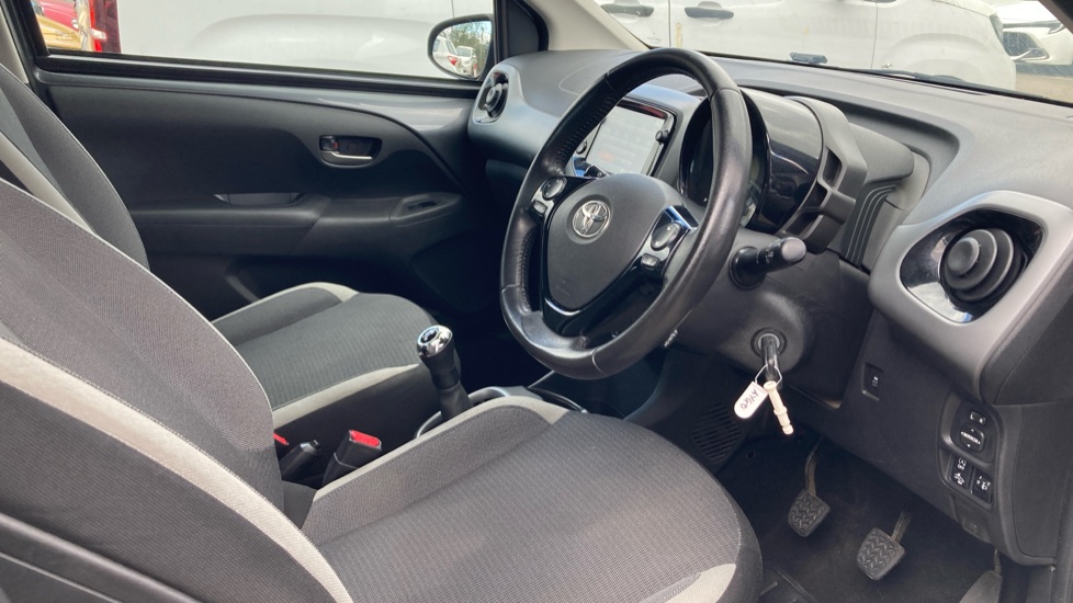 Toyota Aygo 1.0 VVT-i X-Play TSS 5dr Petrol Hatchback - Image 12