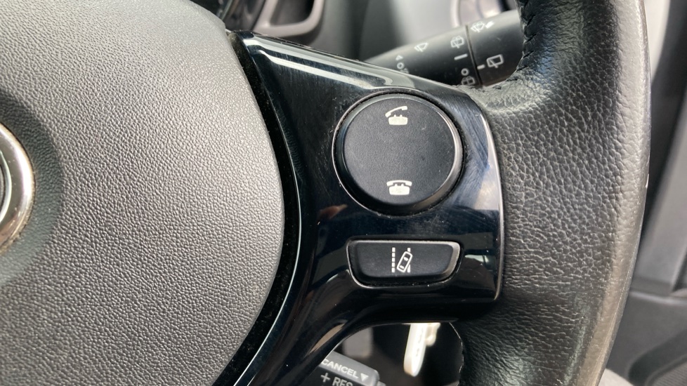 Toyota Aygo 1.0 VVT-i X-Play TSS 5dr Petrol Hatchback - Image 29