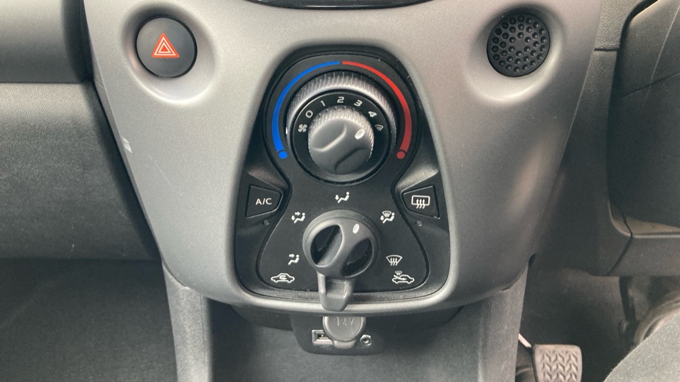Toyota Aygo 1.0 VVT-i X-Play TSS 5dr Petrol Hatchback - Image 30