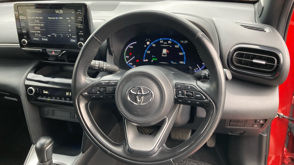 Toyota Yaris Cross 1.5 Hybrid Design 5dr CVT Hybrid Estate - Image 8
