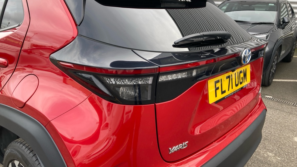 Toyota Yaris Cross 1.5 Hybrid Design 5dr CVT Hybrid Estate - Image 23