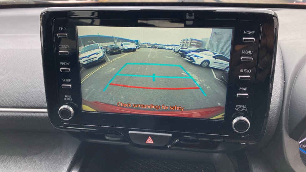 Toyota Yaris Cross 1.5 Hybrid Design 5dr CVT Hybrid Estate - Image 25