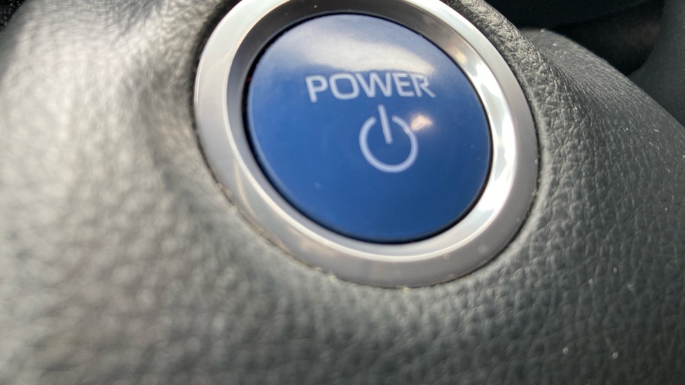 Toyota Yaris Cross 1.5 Hybrid Design 5dr CVT Hybrid Estate - Image 36