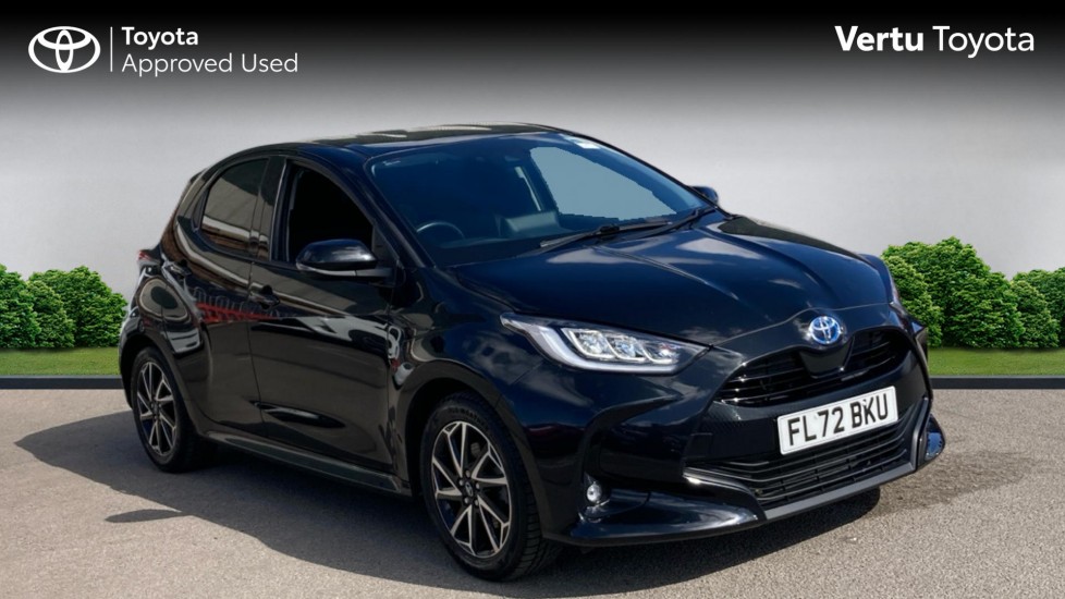Toyota Yaris 1.5 Hybrid Design 5dr CVT Hybrid Hatchback - Image 1