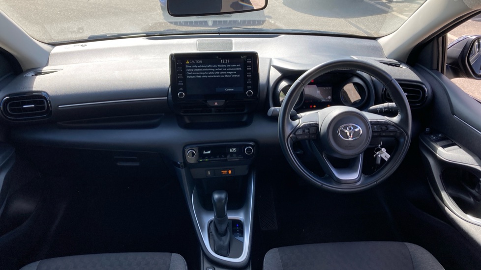 Toyota Yaris 1.5 Hybrid Design 5dr CVT Hybrid Hatchback - Image 6