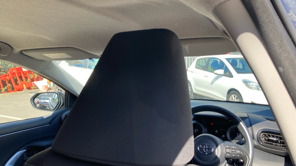 Toyota Yaris 1.5 Hybrid Design 5dr CVT Hybrid Hatchback - Image 19