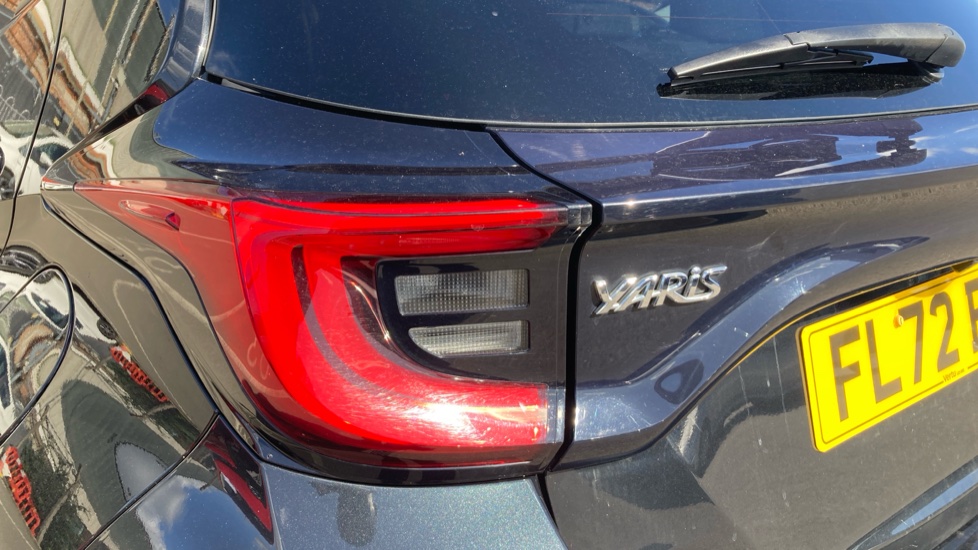 Toyota Yaris 1.5 Hybrid Design 5dr CVT Hybrid Hatchback - Image 21