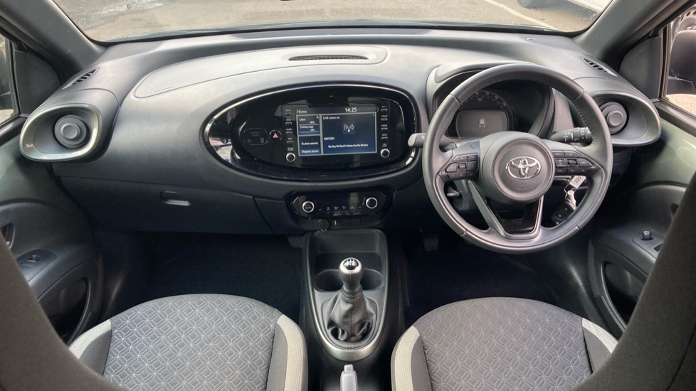 Toyota Aygo X 1.0 VVT-i Edge 5dr Petrol Hatchback - Image 6