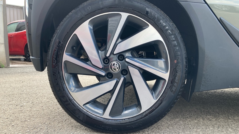 Toyota Aygo X 1.0 VVT-i Edge 5dr Petrol Hatchback - Image 25