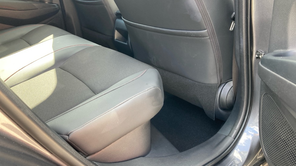 Toyota Corolla 2.0 Hybrid GR Sport 5dr CVT Hybrid Hatchback - Image 8