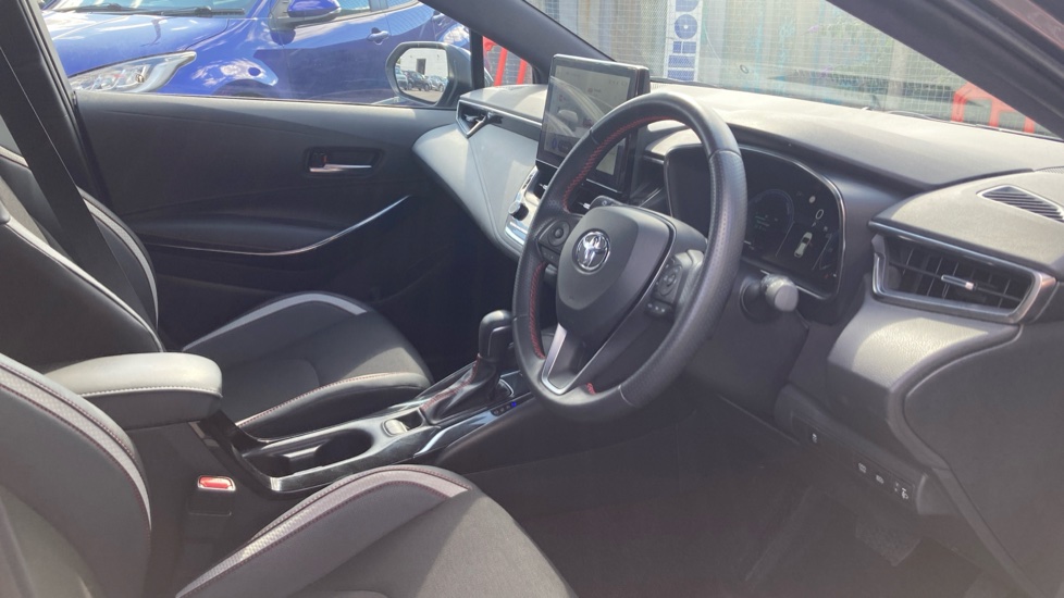 Toyota Corolla 2.0 Hybrid GR Sport 5dr CVT Hybrid Hatchback - Image 12