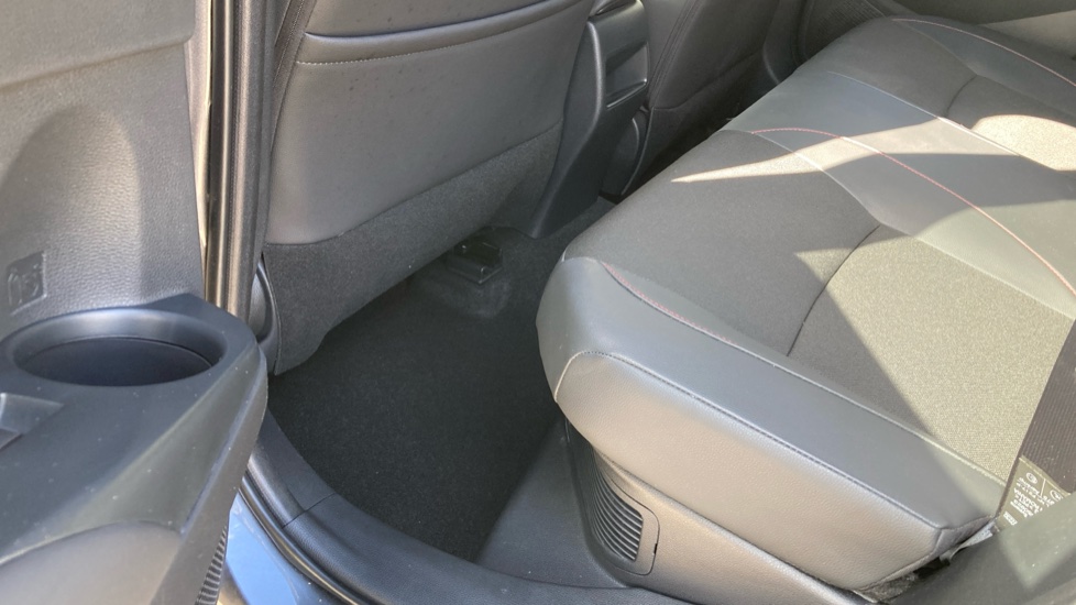 Toyota Corolla 2.0 Hybrid GR Sport 5dr CVT Hybrid Hatchback - Image 15