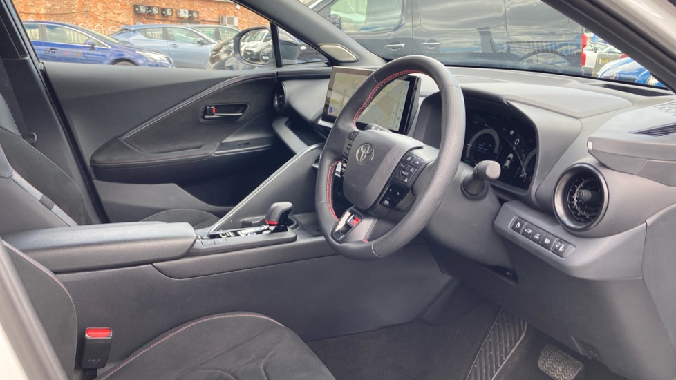 Toyota C-HR 2.0 PHEV GR Sport 5dr CVT Hatchback - Image 12