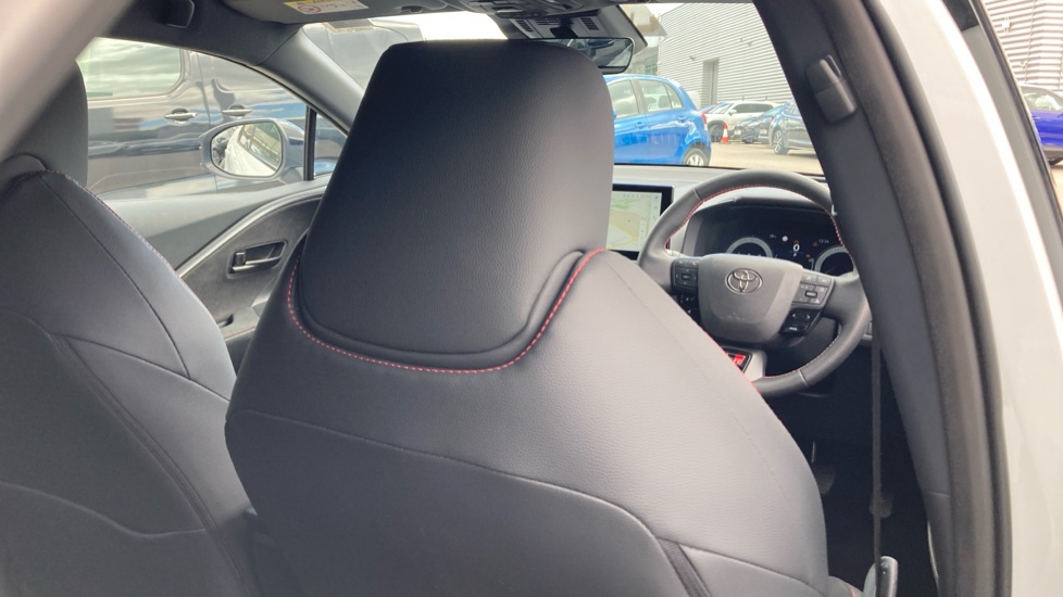 Toyota C-HR 2.0 PHEV GR Sport 5dr CVT Hatchback - Image 19