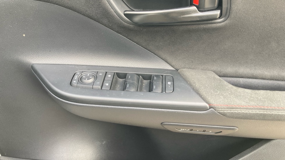 Toyota C-HR 2.0 PHEV GR Sport 5dr CVT Hatchback - Image 20