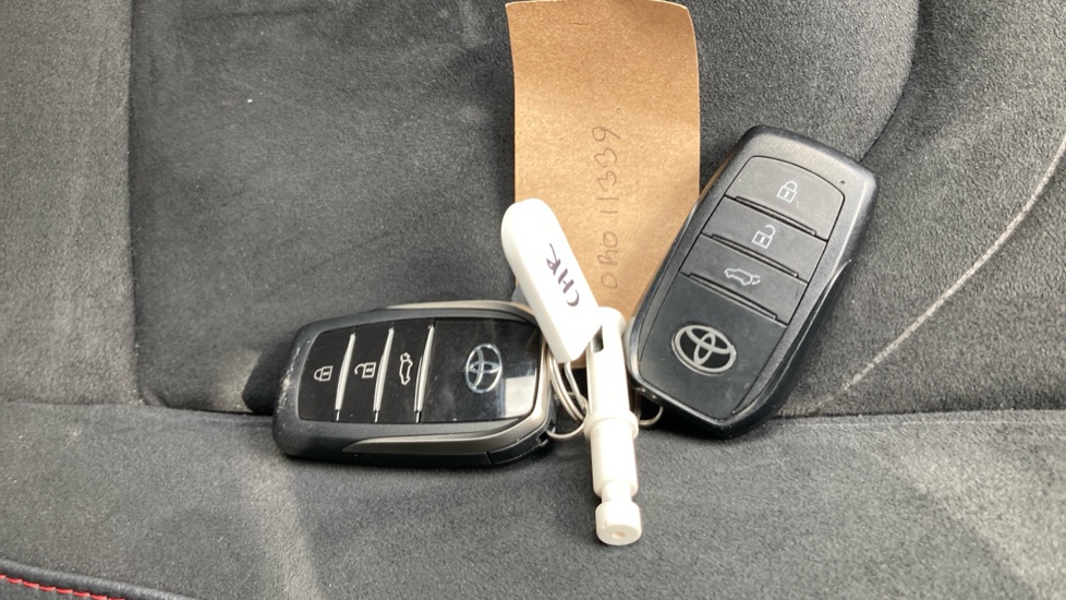 Toyota C-HR 2.0 PHEV GR Sport 5dr CVT Hatchback - Image 28