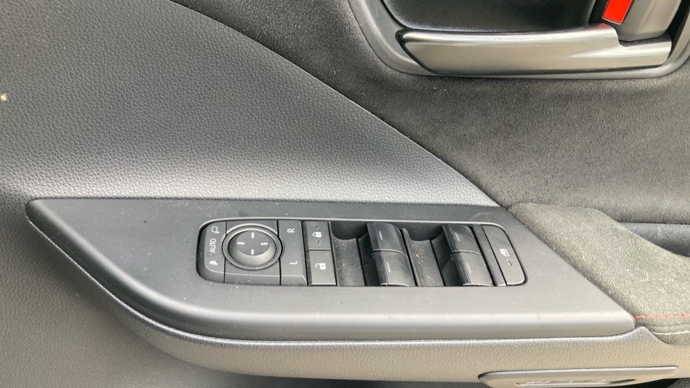 Toyota C-HR 2.0 PHEV GR Sport 5dr CVT Hatchback - Image 30