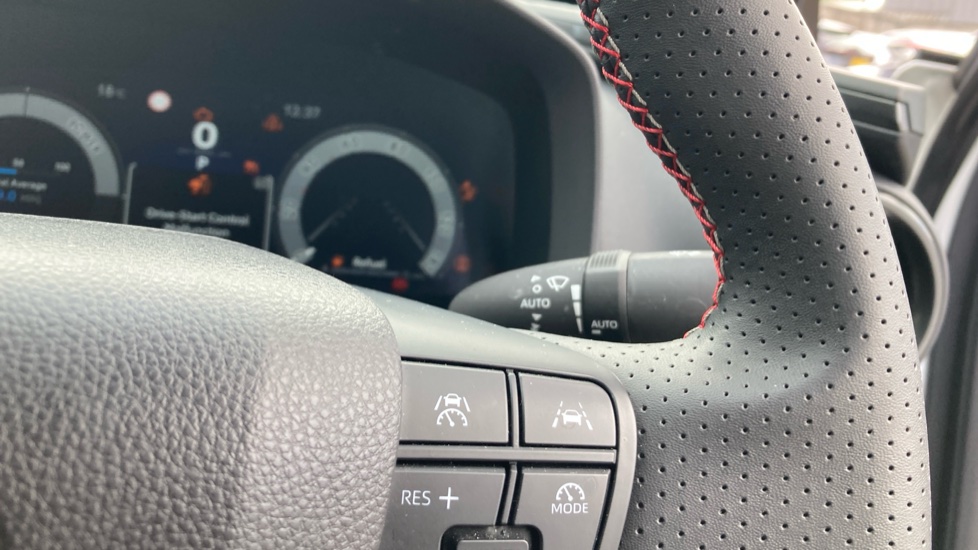 Toyota C-HR 2.0 PHEV GR Sport 5dr CVT Hatchback - Image 31
