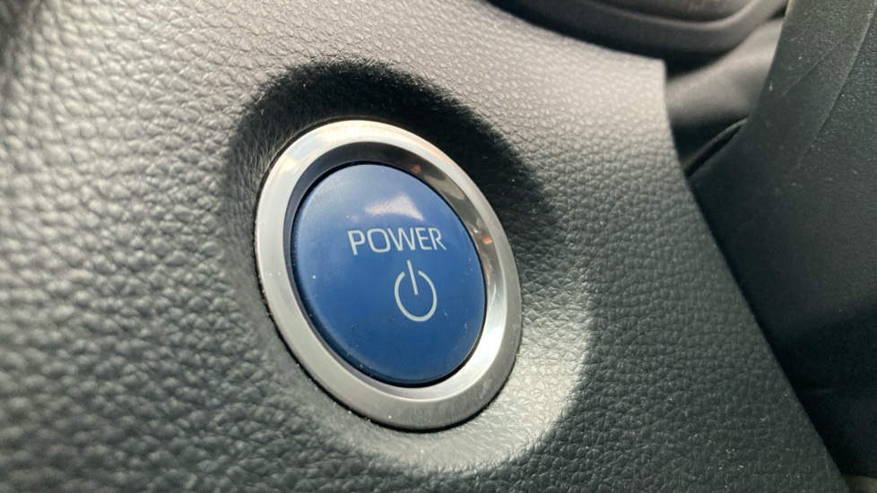 Toyota Corolla 1.8 VVT-i Hybrid Design 5dr CVT Hybrid Hatchback - Image 16