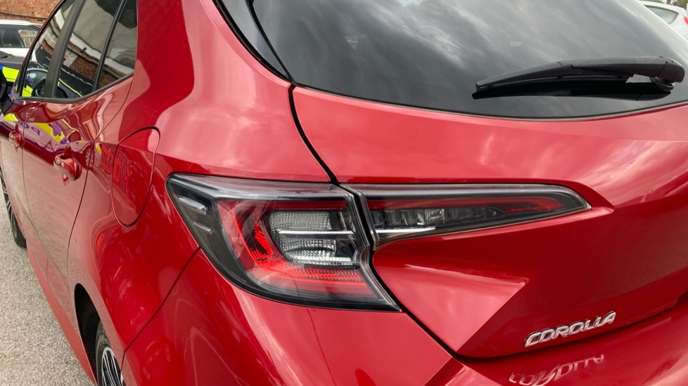 Toyota Corolla 1.8 VVT-i Hybrid Design 5dr CVT Hybrid Hatchback - Image 21
